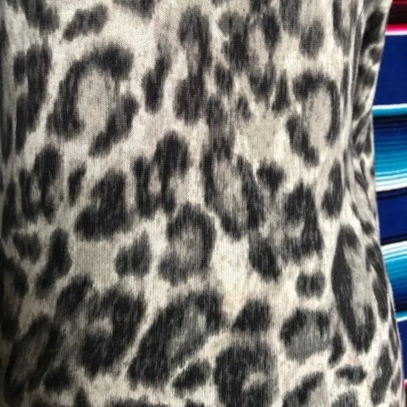 Banana Republic Cheetah Leopard Sweater Mad Men - Picture 2 of 6